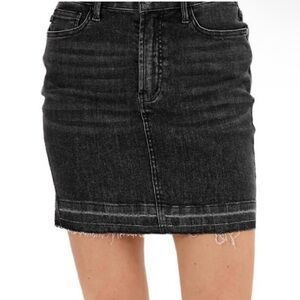 Judy Blue High-Waist Washed Black‎ Denim Skirt With Released Hem Size XL